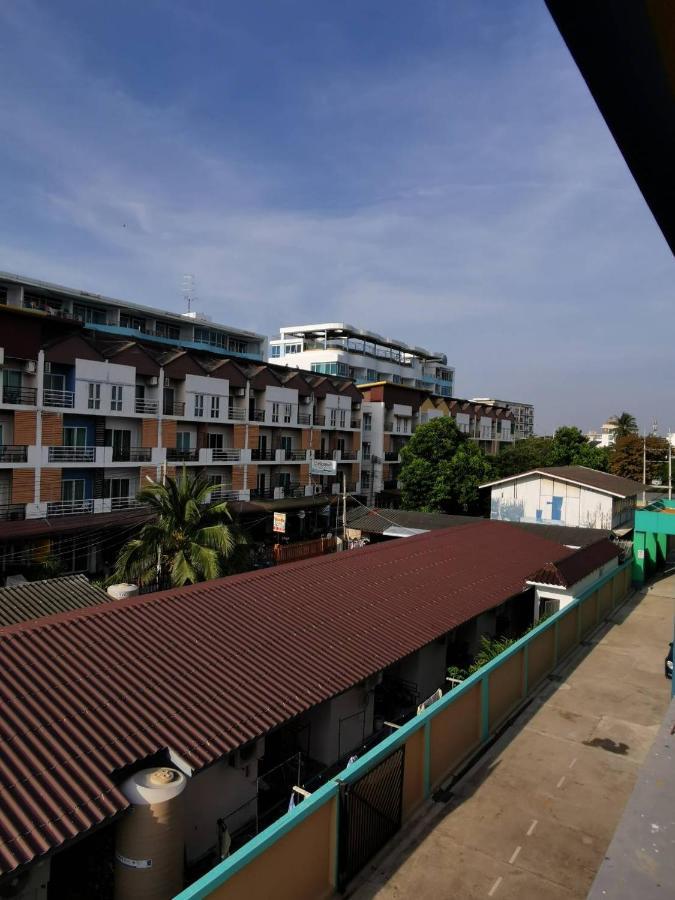 The Sea Bangsaen Hotel Εξωτερικό φωτογραφία