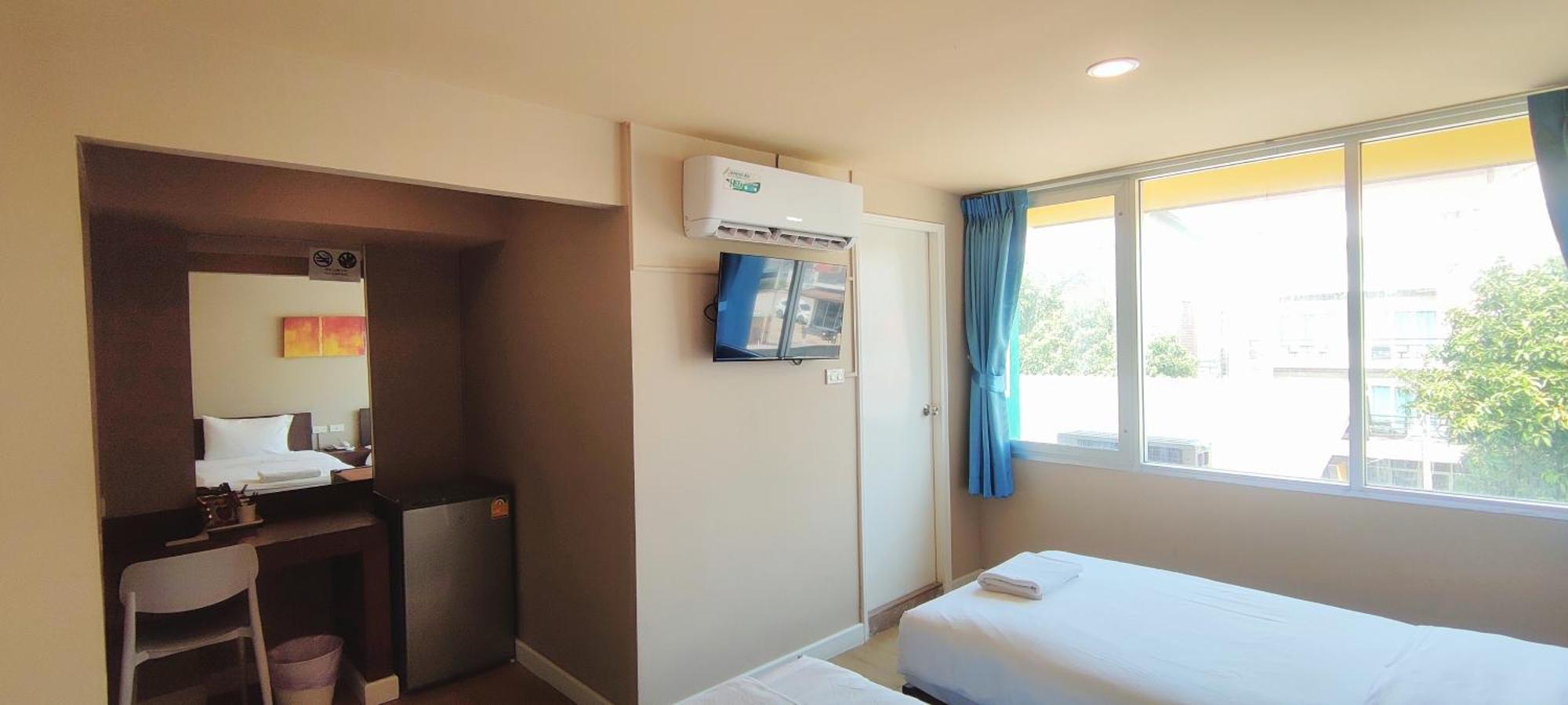 The Sea Bangsaen Hotel Εξωτερικό φωτογραφία